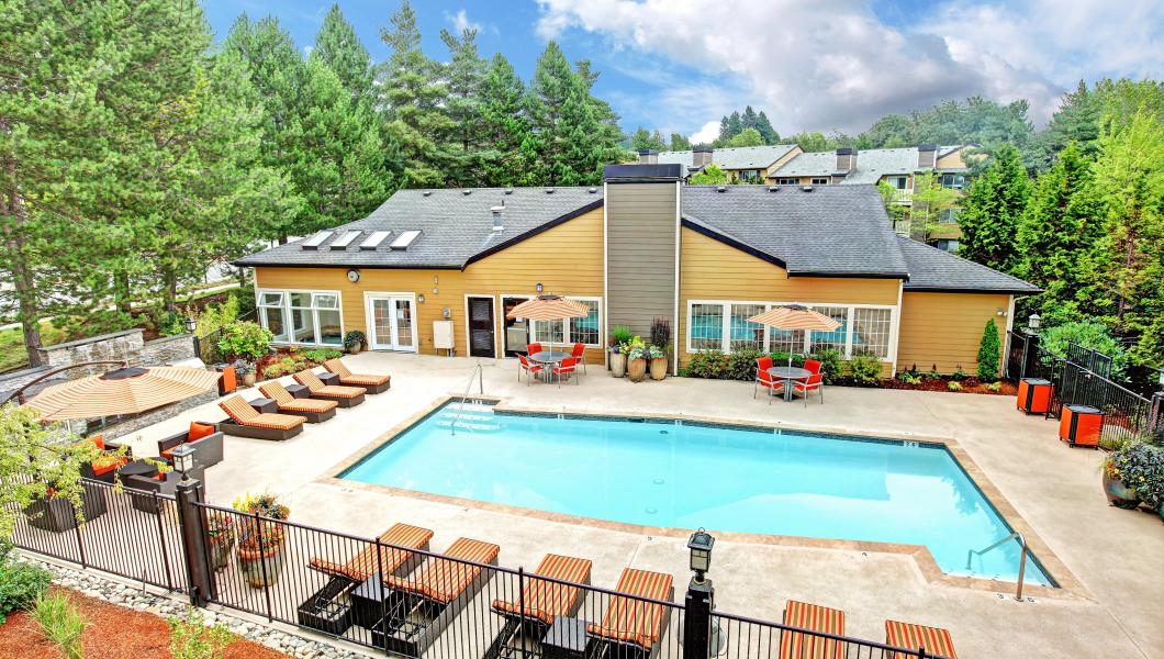 NEWPORT CROSSING Friedkin Property Group